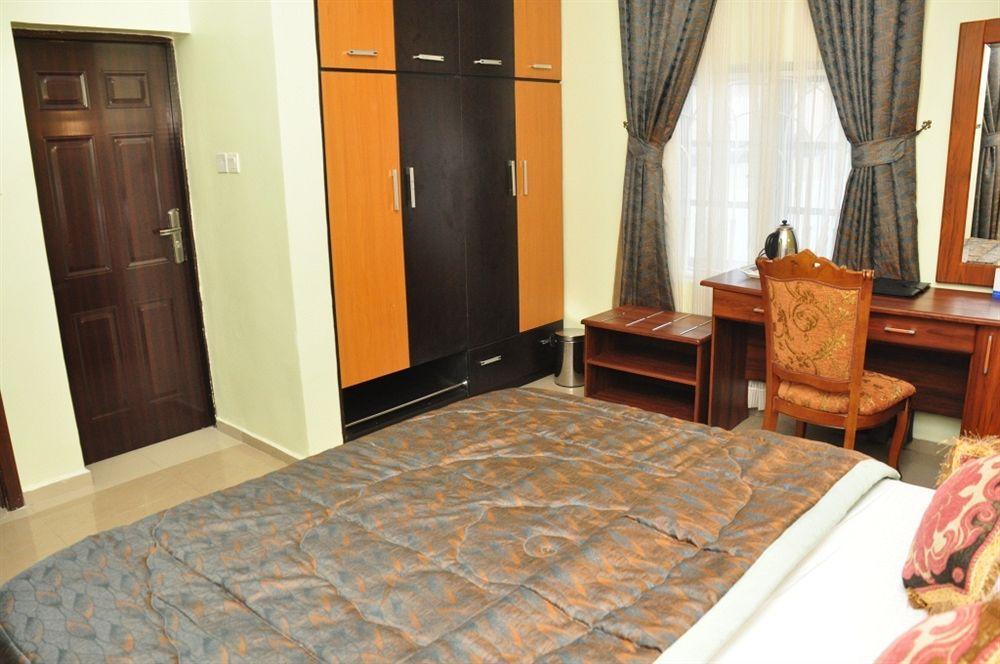 Hemas Hotel Abuja Buitenkant foto